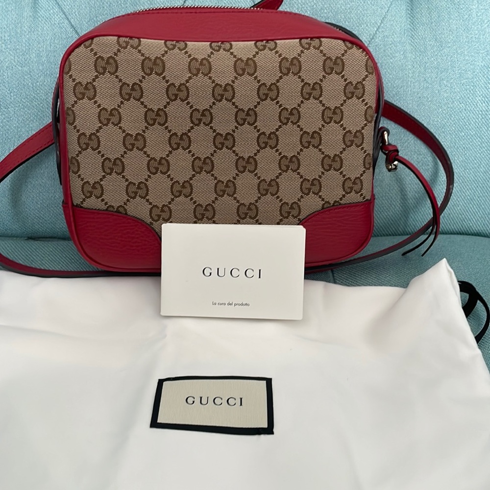 Authentic Gucci Guccissima Bree crossbody bag